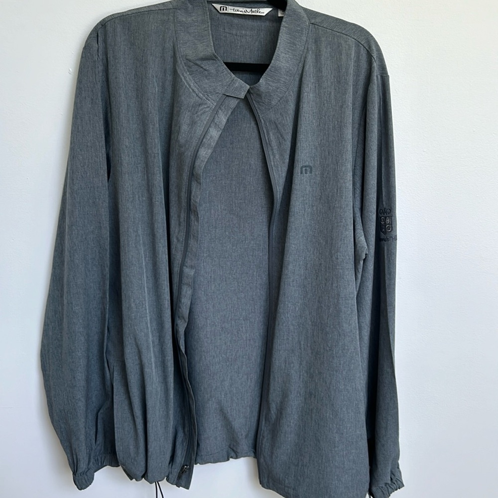 Travis matthews golf jacket xl